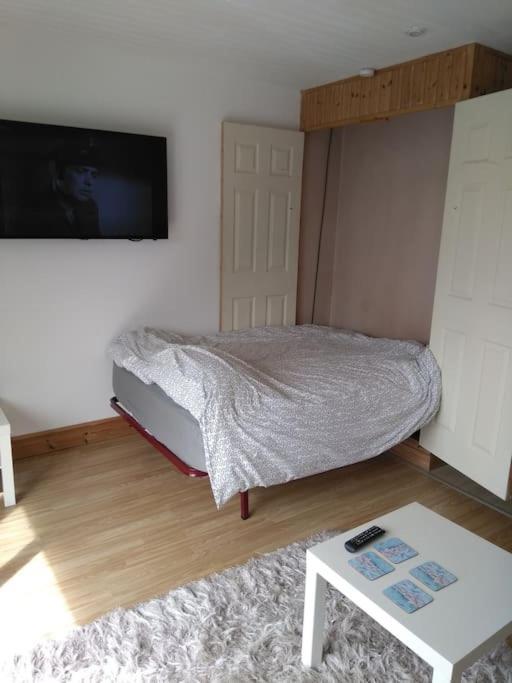 Cottage , Seaside Views, Quiet Beach, Awesome View Pendine Extérieur photo