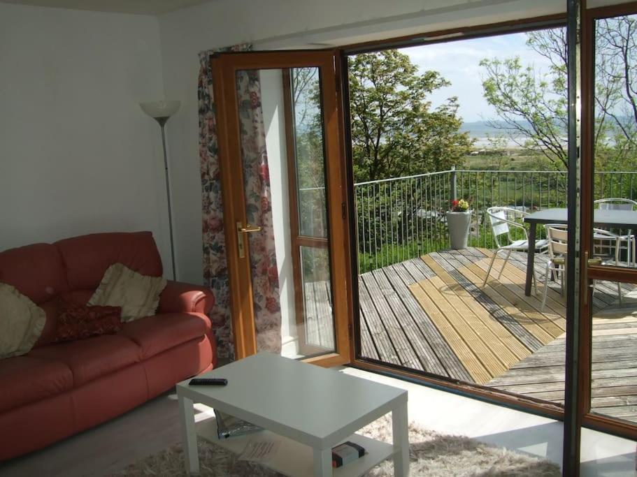 Cottage , Seaside Views, Quiet Beach, Awesome View Pendine Extérieur photo