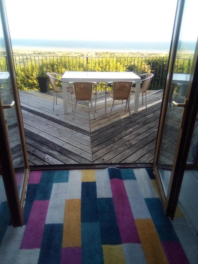 Cottage , Seaside Views, Quiet Beach, Awesome View Pendine Extérieur photo